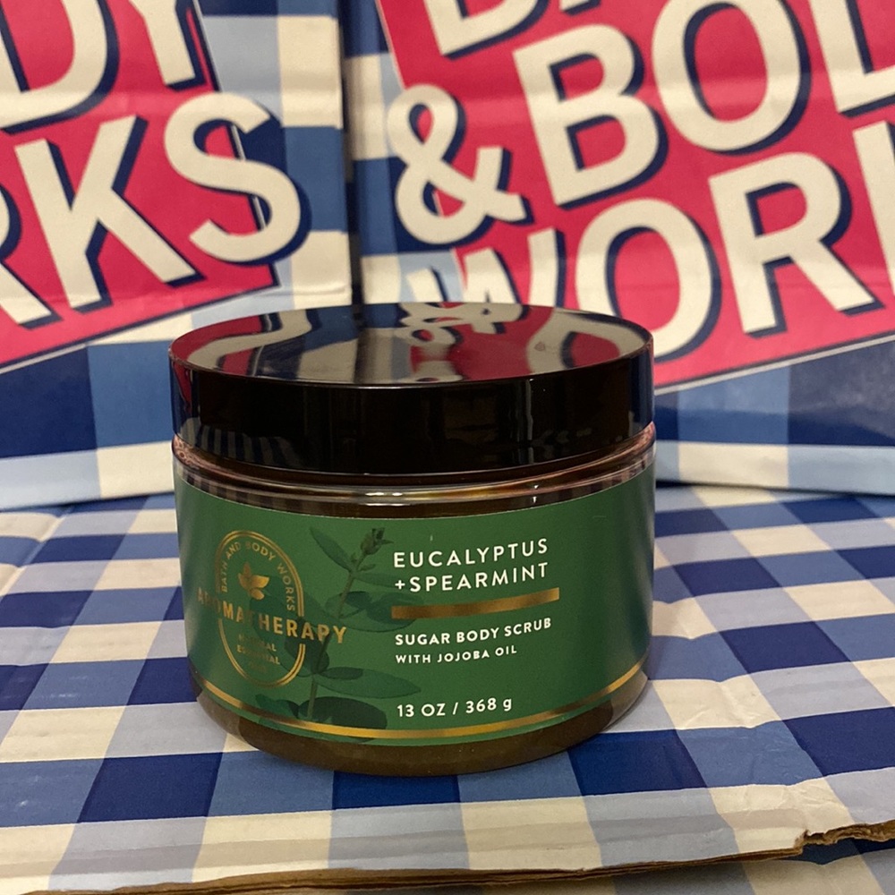 Aromatherapy Eucalyptus and Spearmint Sugar Body Scrub Bath & Body Works oil NEW